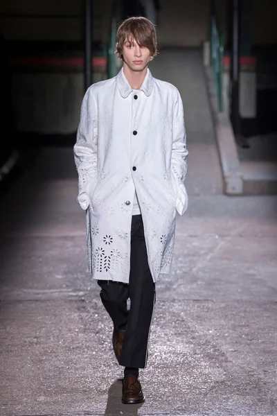 Look 55